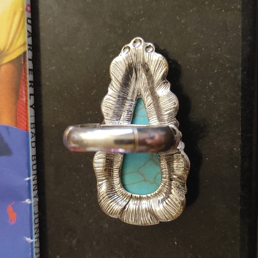 Ring - Picture 7 of 8